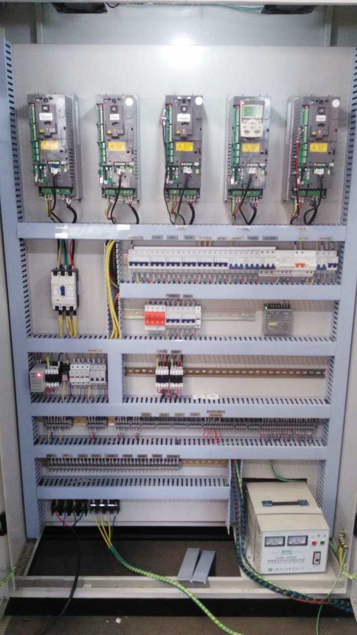 路燈控制柜ABB開關成套箱與時控三遙落地箱 配電開關控制設備的創新研發之路